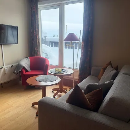 Family-friendly Close To Nature Leilighet Beitostolen